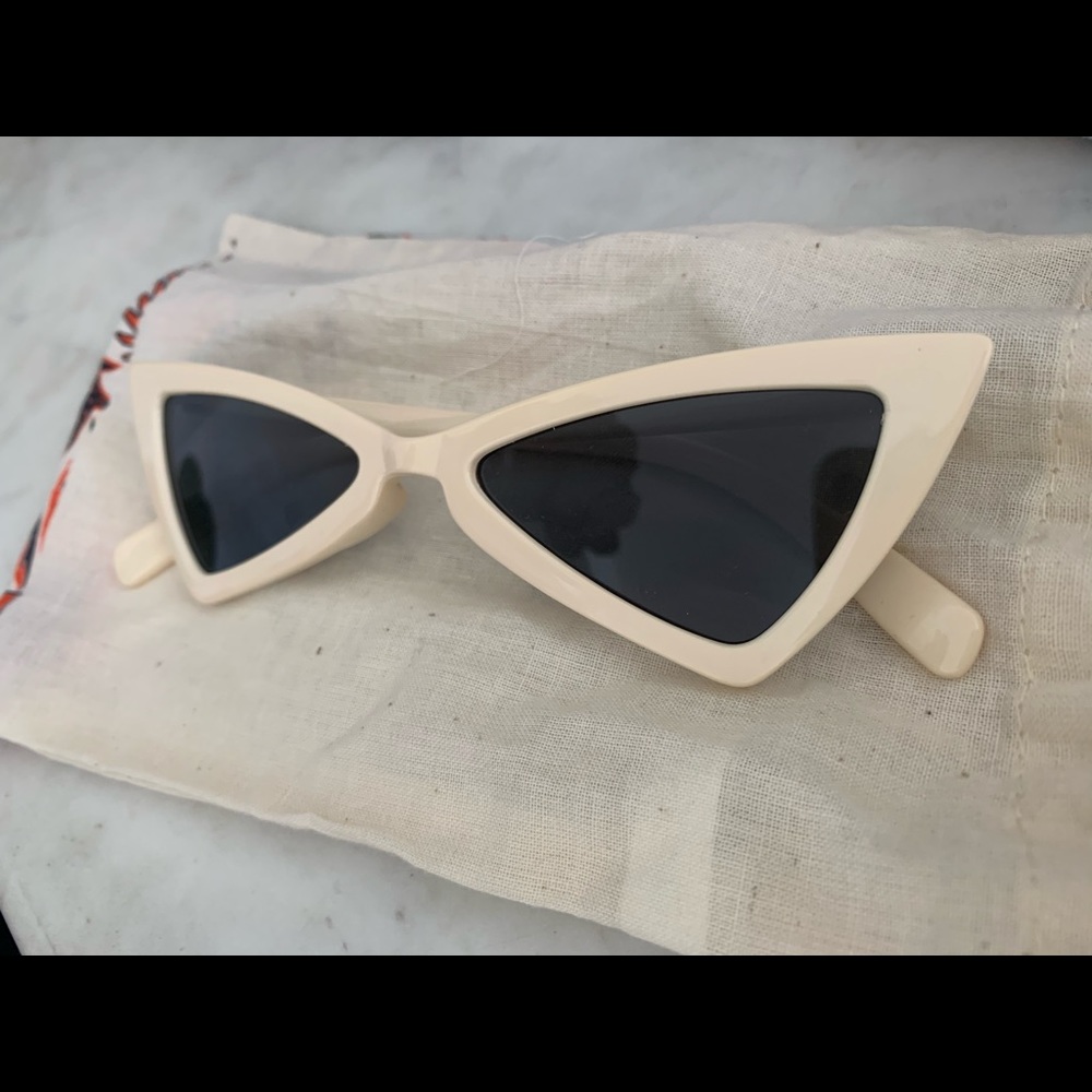 ❌SOLD❌ Sunglasses